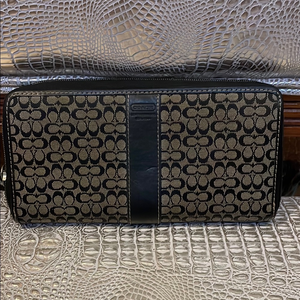 Coach Navy Blue Signature Canvas Zip Wallet